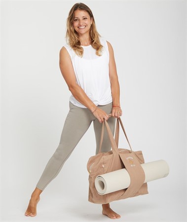 YOGASEARCHER